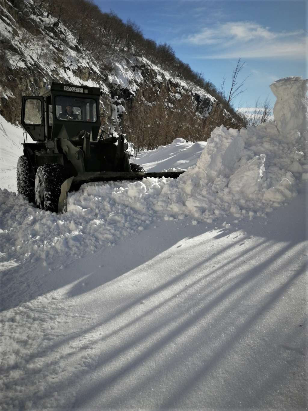 Doprinos OSBiH normalizaciji života u područjima pogođenim snježnim padavinama i nanosima