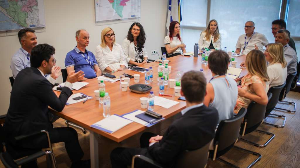 Zamjenik šefa Misije OSCE-a posjetio Banja Luku -Zaštita ustavnog poretka BiH najbolji interes
