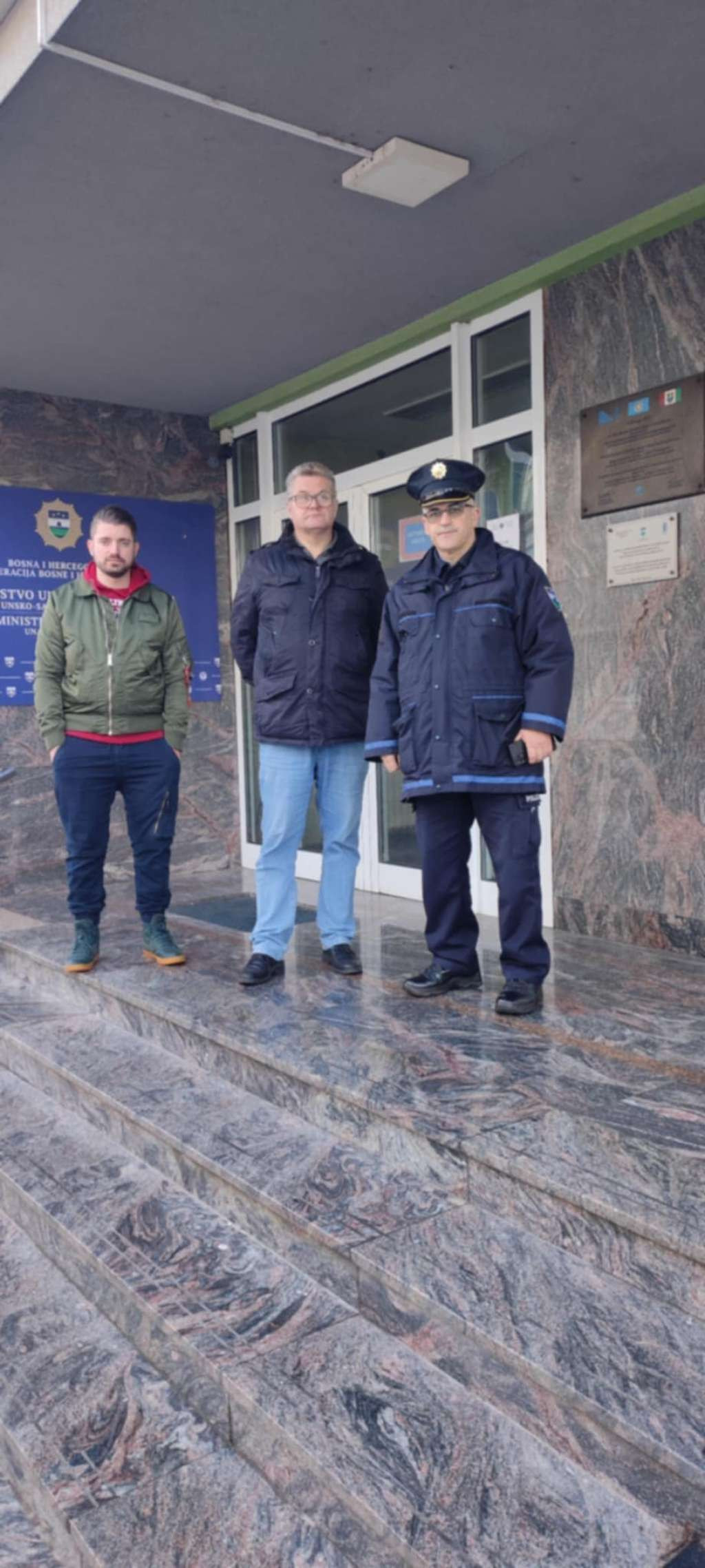Sindikat Policije USK u dvosatnom štrajku zbog kršenja kolektivnog ugovora