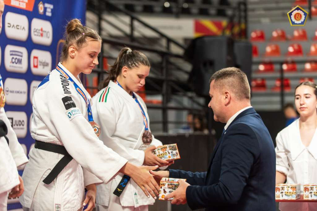 Johanna Elisabeth Klinger osvojila bronzu na Europskom juniorskom kupu u Skoplju