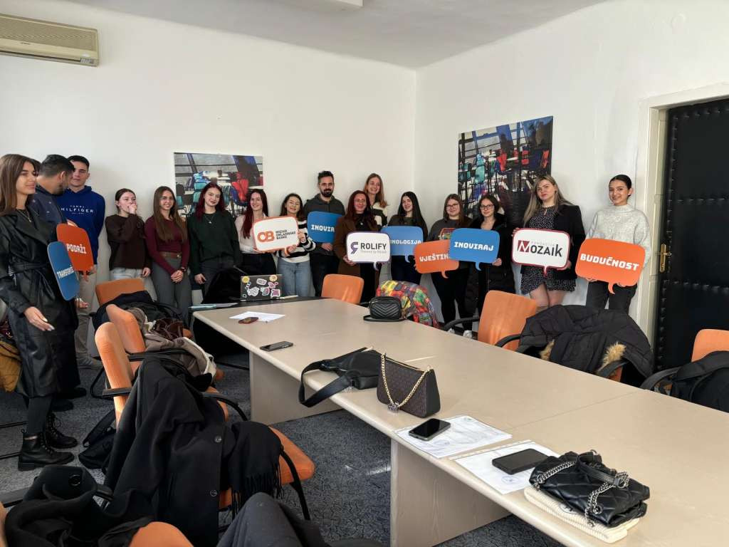 Mostar: Potpisani ugovori za društveno-korisne projekte i mikrobiznise mladih vrijedni 23.800 KM