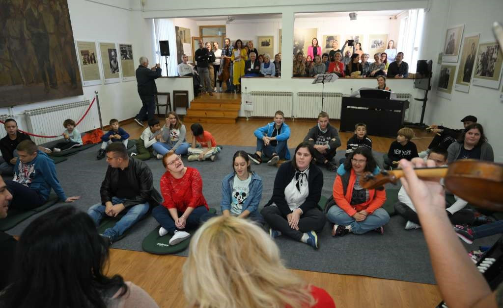 Sevdalinka kao vrsta muzikoterapije za djecu sa invaliditetom