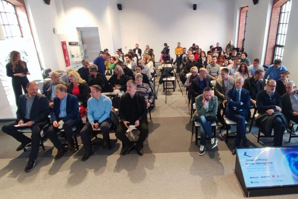 Stručni skup hirurga - Karcinom debelog crijeva treći po učestalosti kod muškaraca i žena