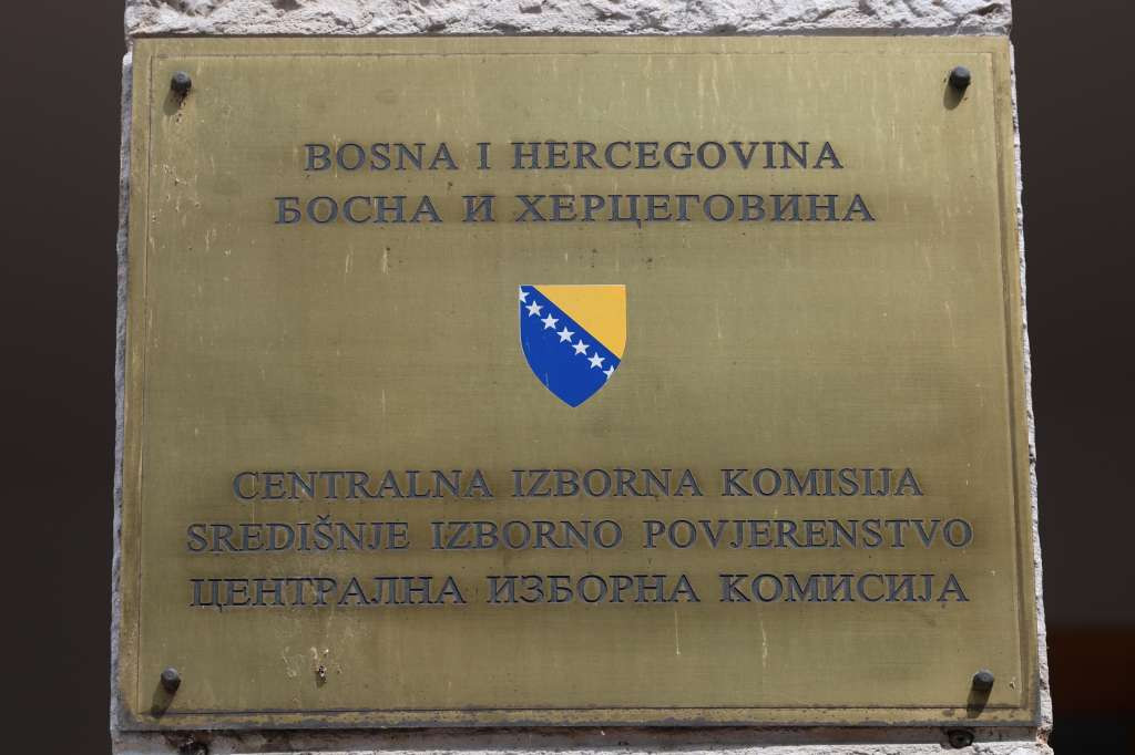 CIK BiH: Ponovno ručno brojanje glasačkih listića sa biračkog mjesta za skupštinu Kantona 10