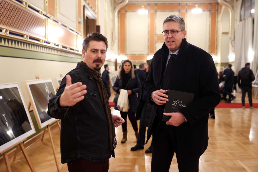 Izložbom u Vijećnici Katalonija i BiH obilježile 30 godina prijateljstva