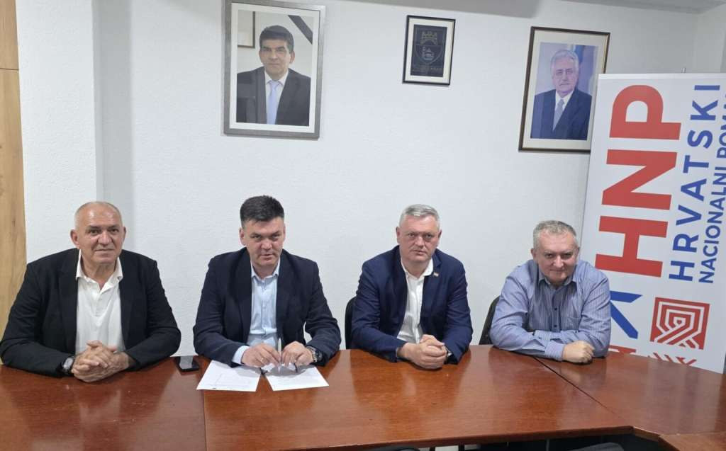 Četiri stranke HNS-a uputile otvoreno pismo Čoviću