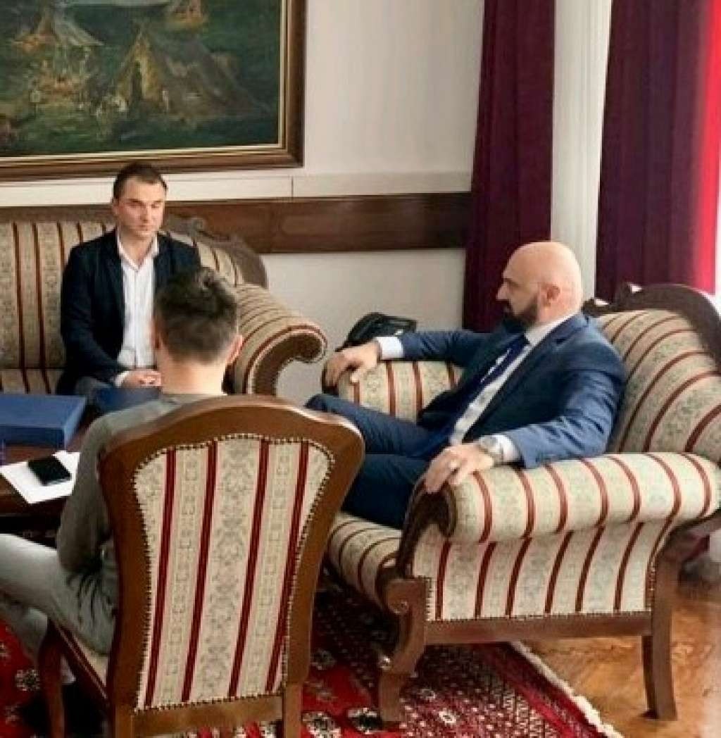 Osnovica za plaću policijskih službenika FUP-a za 2024. godinu 425 KM