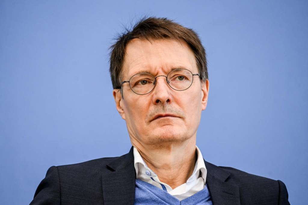 Lauterbach: Pandemija koronavirusa još nije okončana