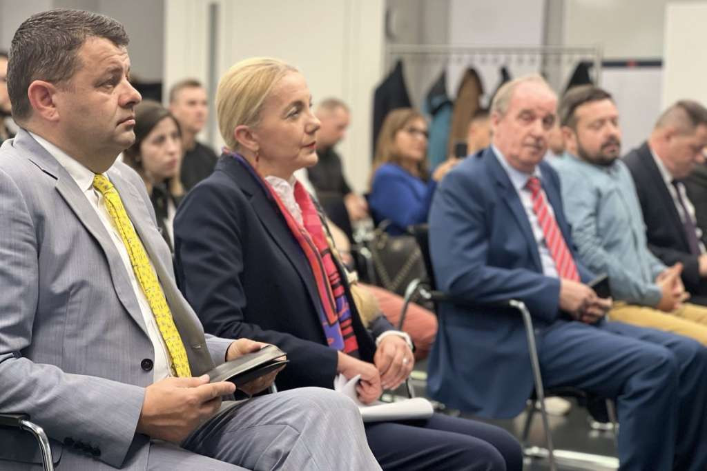 Hurtić u Zürichu prisustvovao Skupštini Poslovne unije dijaspore BiH