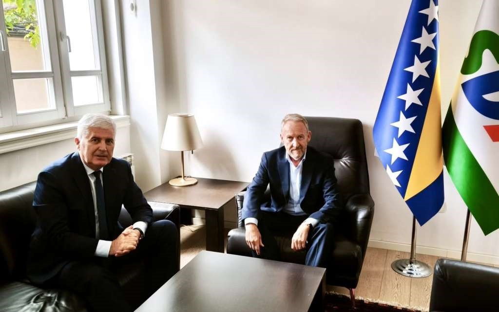 Čović s Izetbegovićem razgovarao o uspostavi vlasti i prirotetima rada