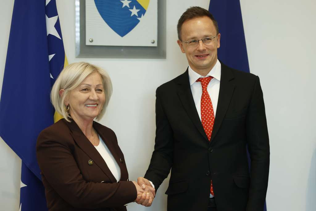 Krišto održala sastanak s ministrom vanjskih poslova Mađarske