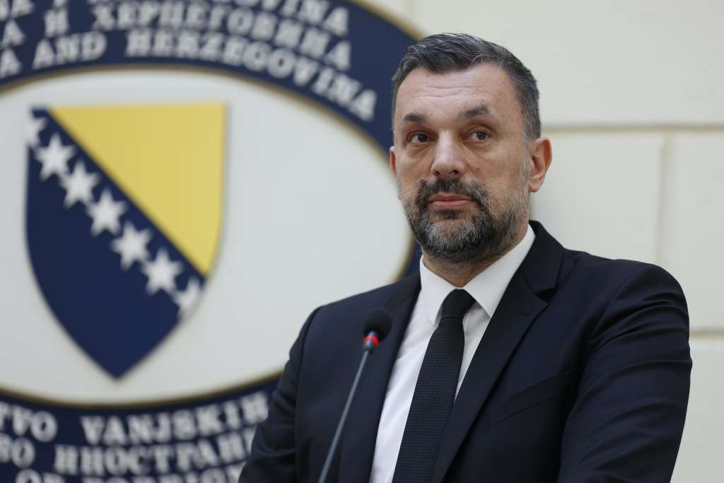 MVPBiH u kontaktu s ambasadama: Građanima dostupne hitne linije pomoći 24/7