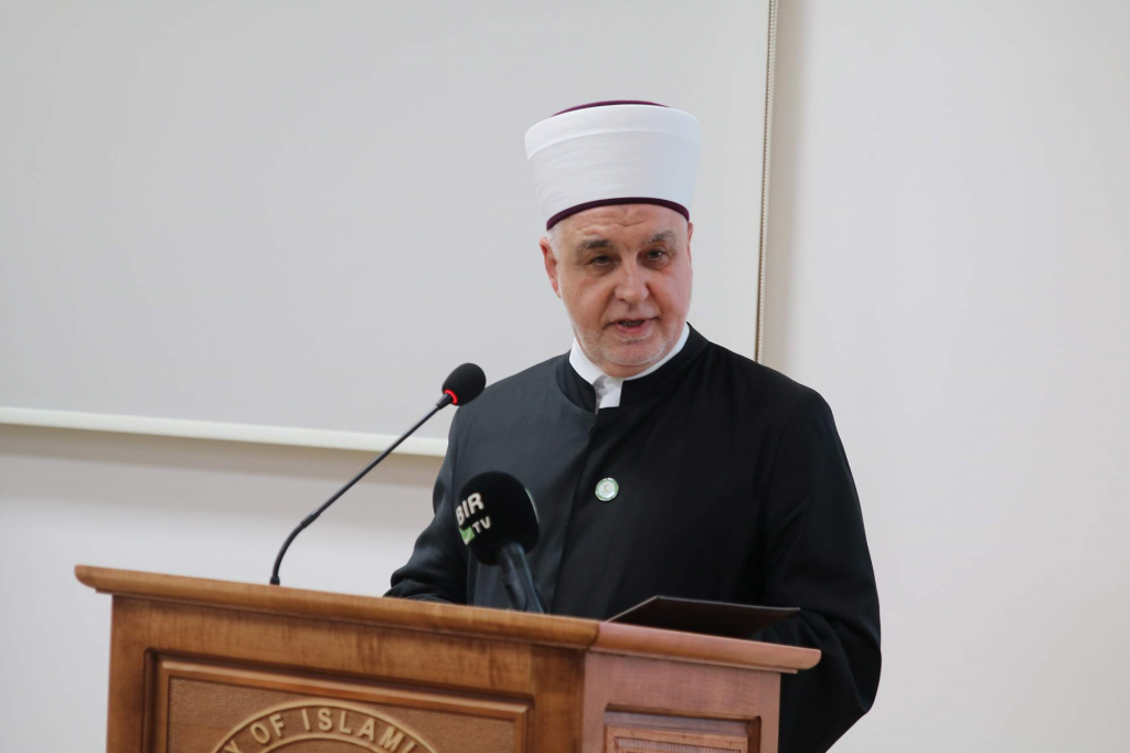 Reisu-l-ulema u Novom Pazaru poručio: Ujedinite se, čuvajte svoje džemate