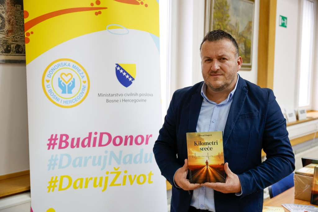 Knjiga "Kilometri sreće" lična priča koja ukazuje na značaj donorstva u BiH