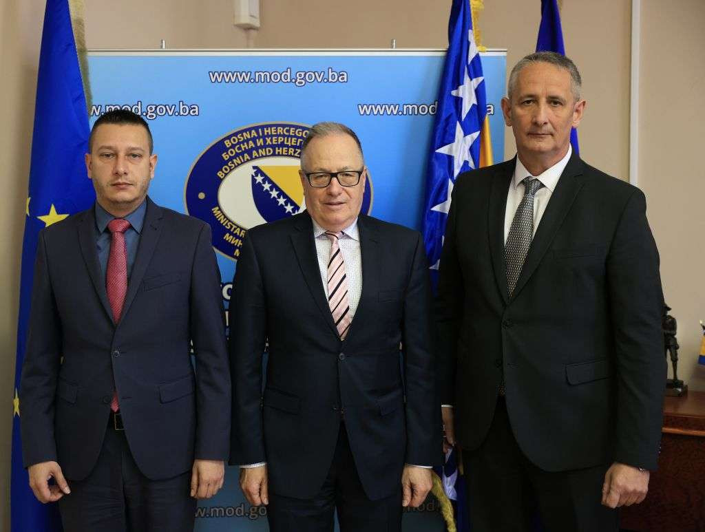 Zamjenici ministra odbrane BiH primili u oproštajnu posjetu savjetnika EUFOR-a pukovnika Trachslera