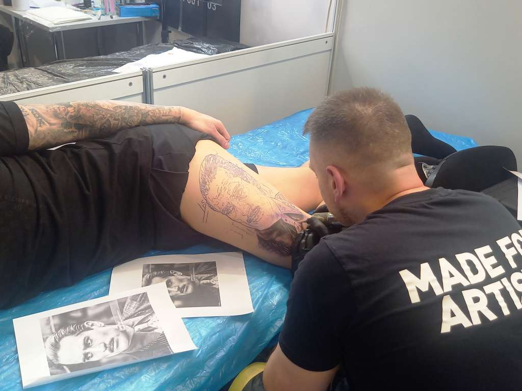 Festival tetovaža u Banjoj Luci okupio veliki broj posjetilaca i više od 70 majstora