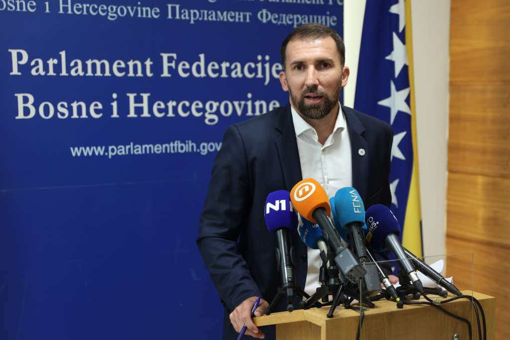 Predstavnički dom Parlamenta FBiH o penzionom sistemu: Potreban zaokret i reformski zahvati