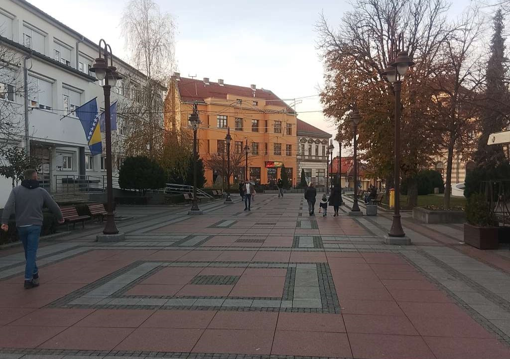 Nastavlja se projekt ugradnje solarnih sistema za toplu vodu u dvije osnovne škole u Brčkom