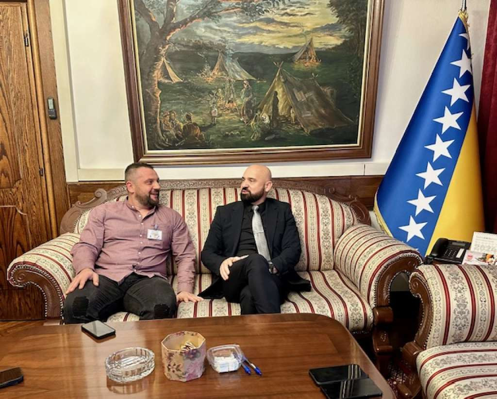 Ministar Isak ugostio reprezentativca BiH i trenera Judo kluba 'Željezničar' Jasmina Salihbegovića