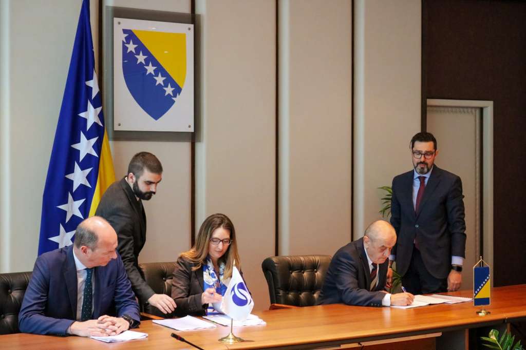 Bevanda i Naessl potpisali dva ugovora o zajmu ukupne vrijednosti 23,5 miliona eura