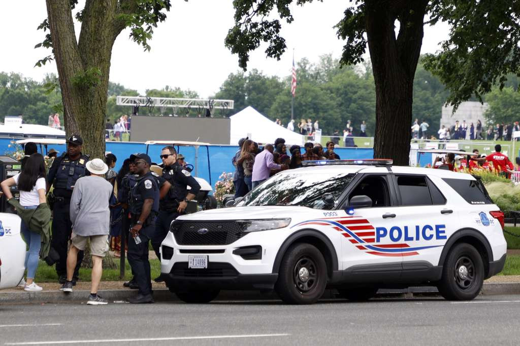 Osam povrijeđenih u napadu zapaljivim bombama tokom skupa u Coloradu