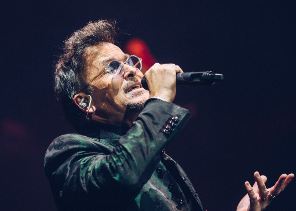 Poruka Gibonnija uoči spektakla u Zenici 'Niste sami': Naši su prijatelji u nevolji