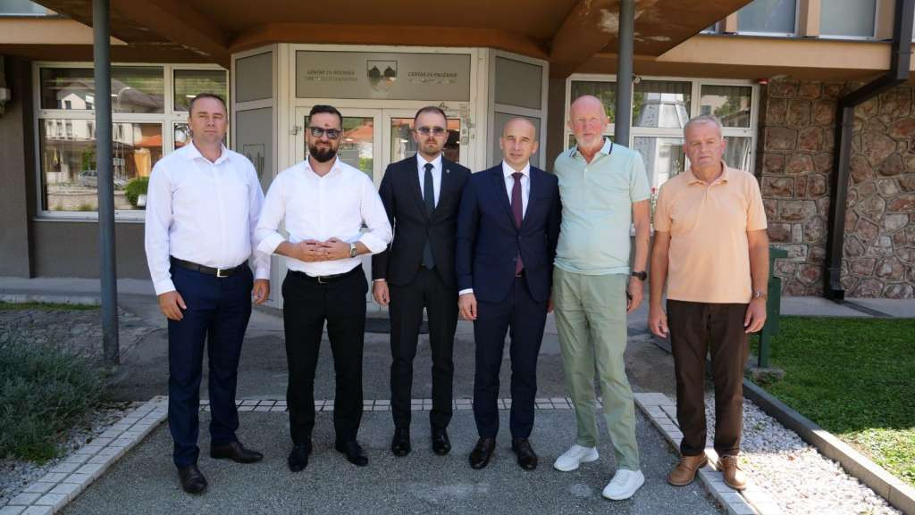 Delegacija Vlade ZDK u posjeti općini Olovo-Podrška važnim infrastrukturnim projektima