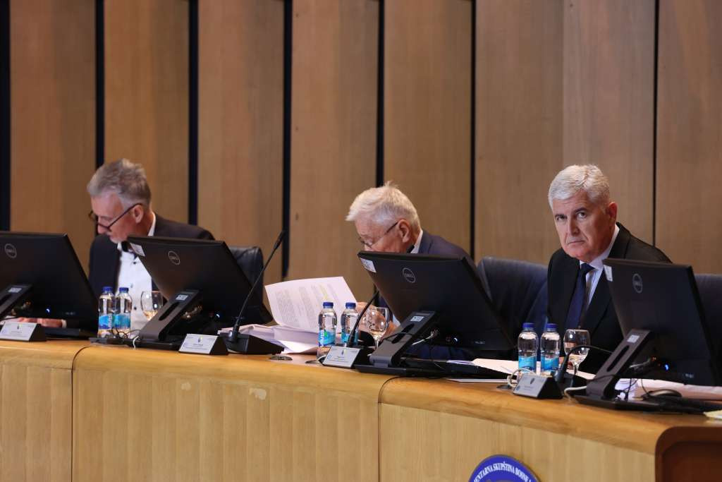 Dom naroda PSBiH prihvatio odluku o imenovanju članova Vijeća RAK-a