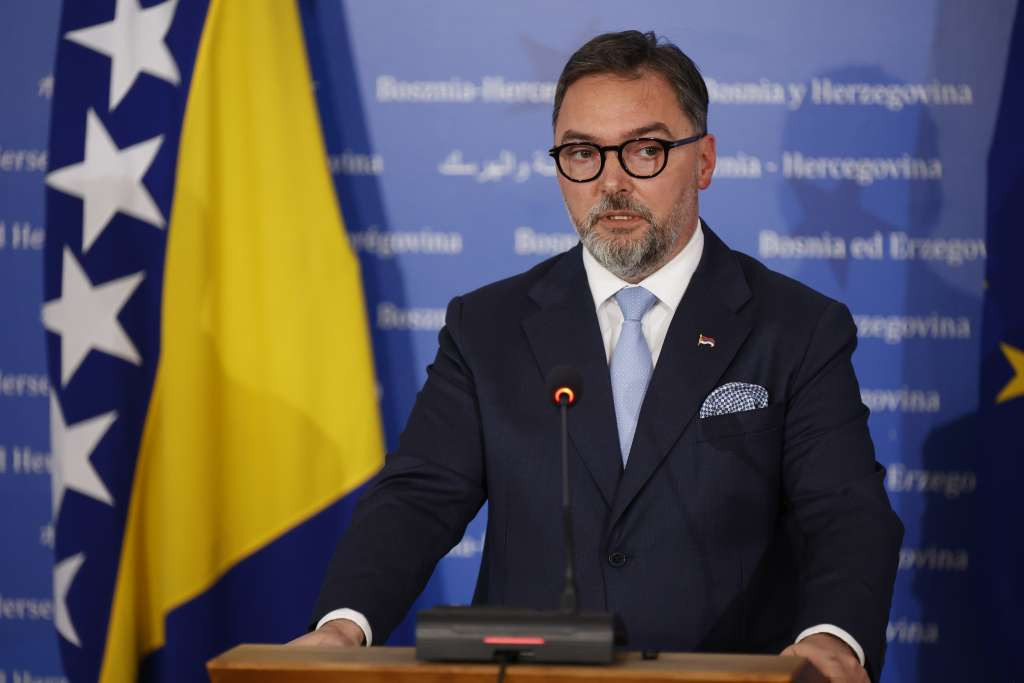 Košarac: Kada je riječ o važnim pitanjima, Vijeće ministara je beskorisno