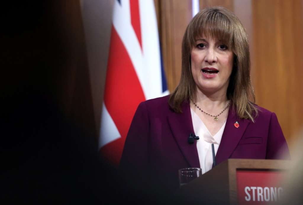 Reeves obećava da će učiniti ono što je neophodno, a ne popularno, kako bi zaštitila zemlju