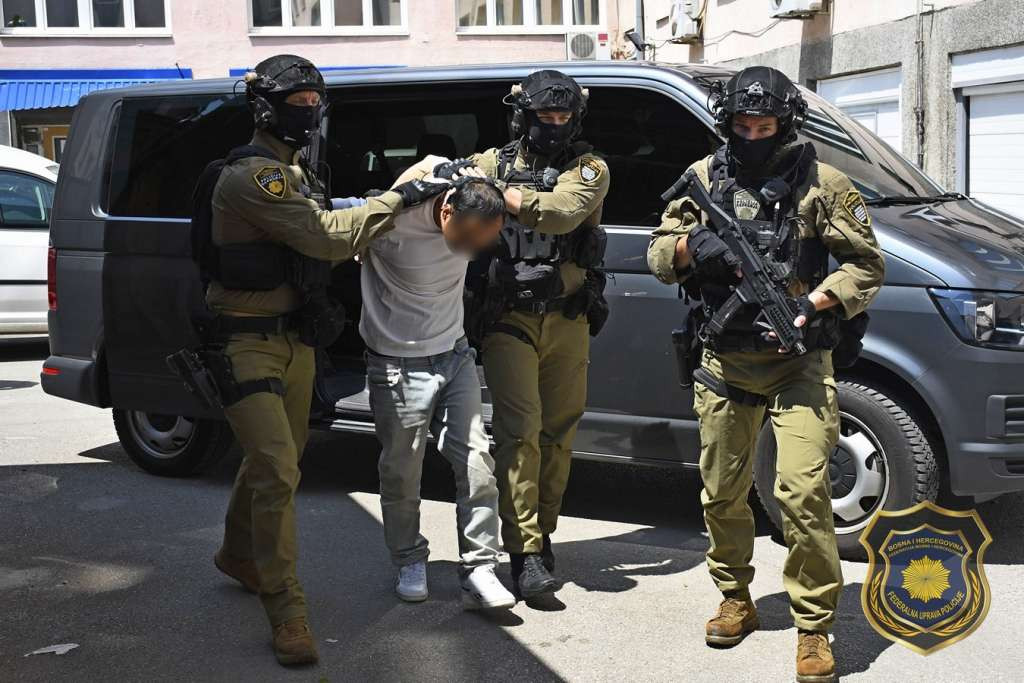 Uhapšen kineski državljanin, osumnjičen za međunarodno navođenje na prostituciju