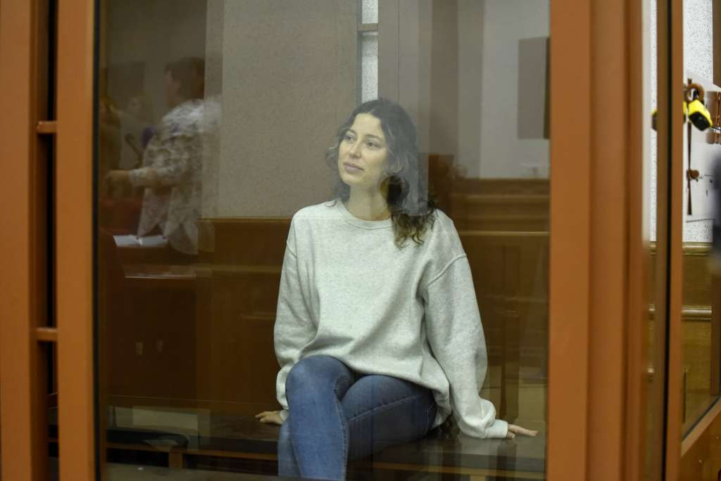 Balerina osuđena na 12 godina zatvora zbog dobrotvornog dara od 51 dolara Ukrajini