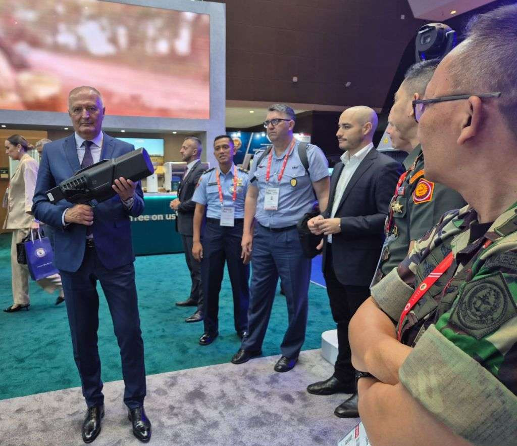 Helez na vojnoj izložbi u Džakarti: Učvršćavanje veza s predstavnicima vojne industrije Indonezije