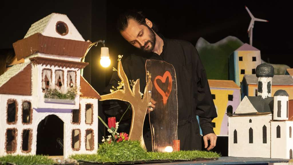 Mostar: Uskoro premijera predstave 'Grad svjetlosti'