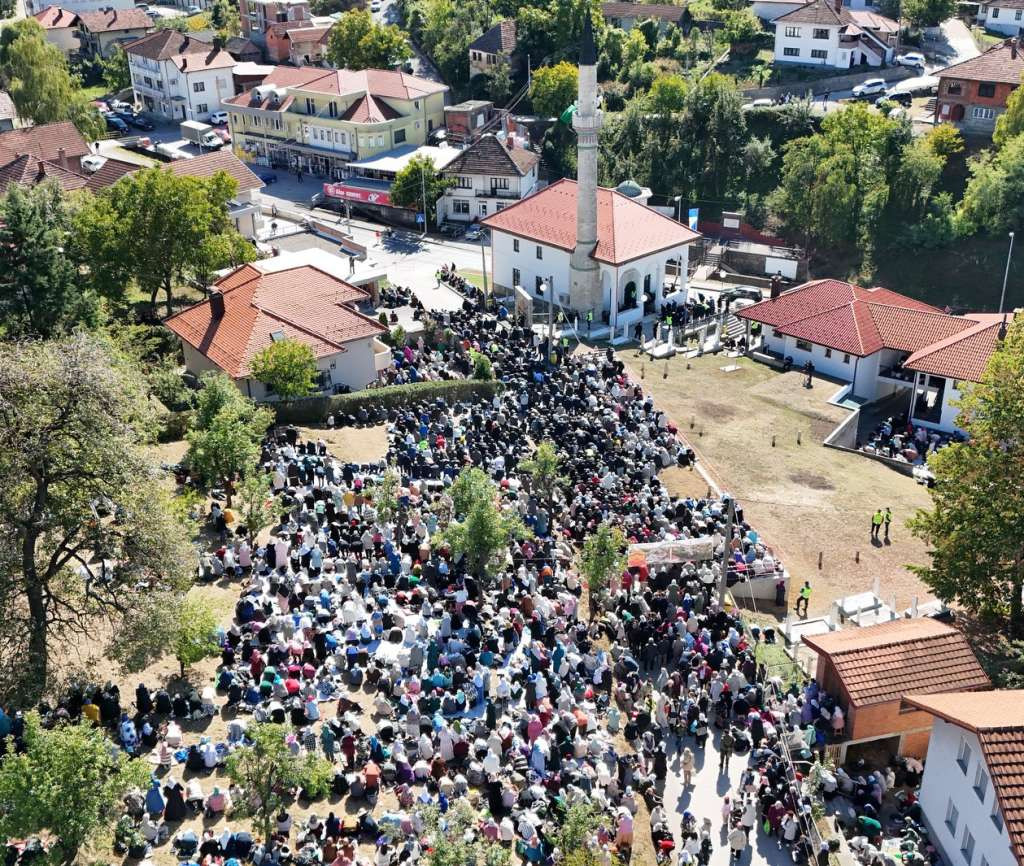 U Gradačcu svečano otvorena obnovljena Sviračka džamija