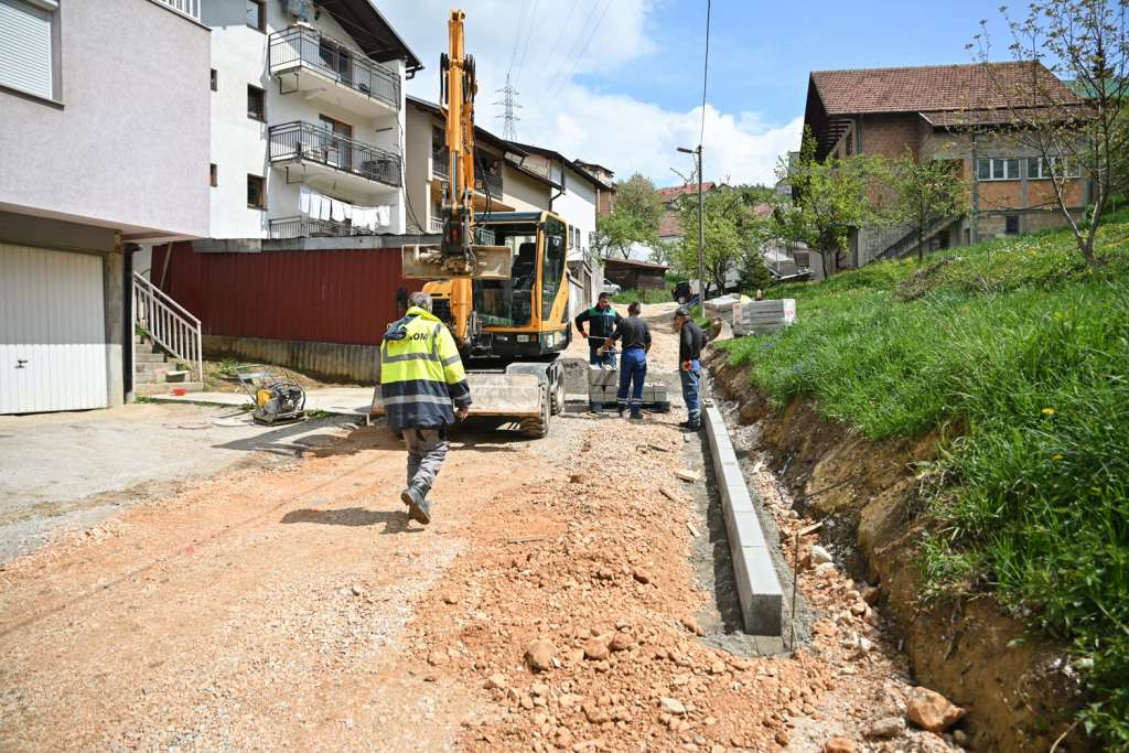 Efendić obišao radove u ulici Safeta Ahmetspahića