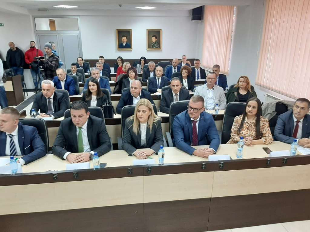 Pregovori o formiranju vlasti u USK još traju, 'Osmorka' traži političke partnere