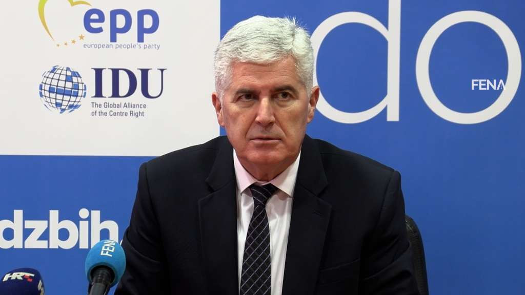 "HNS poziva OHR i članice PIC-a da preispitaju odluku"