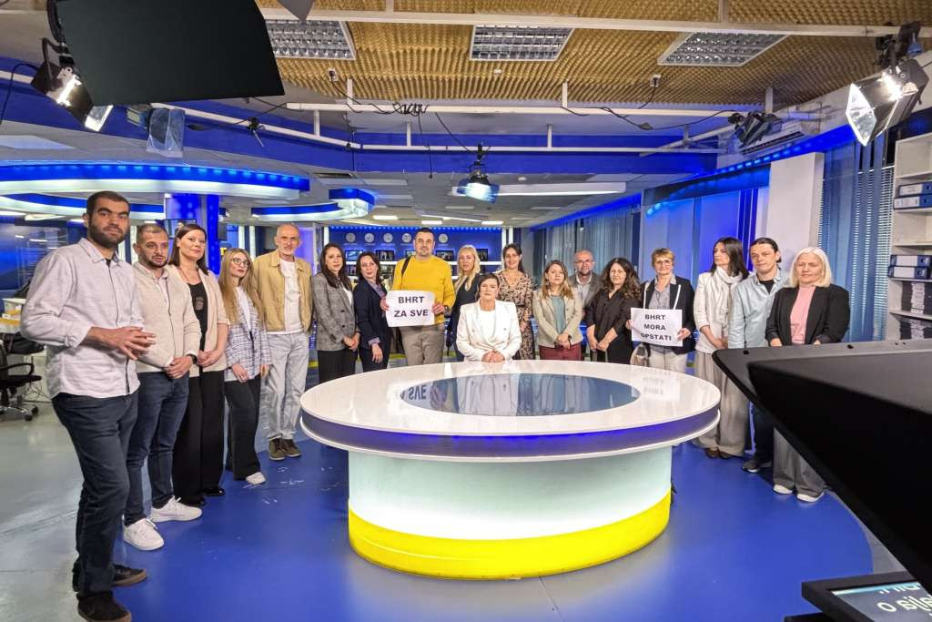 Novinari i aktivisti posjetom BHRT-u pružili podršku javnom servisu