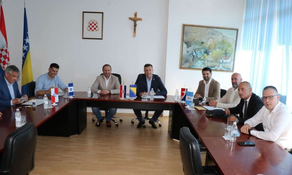 Potpisani ugovori o sufinanciranju projekata u gradovima i općinama na području ŽZH