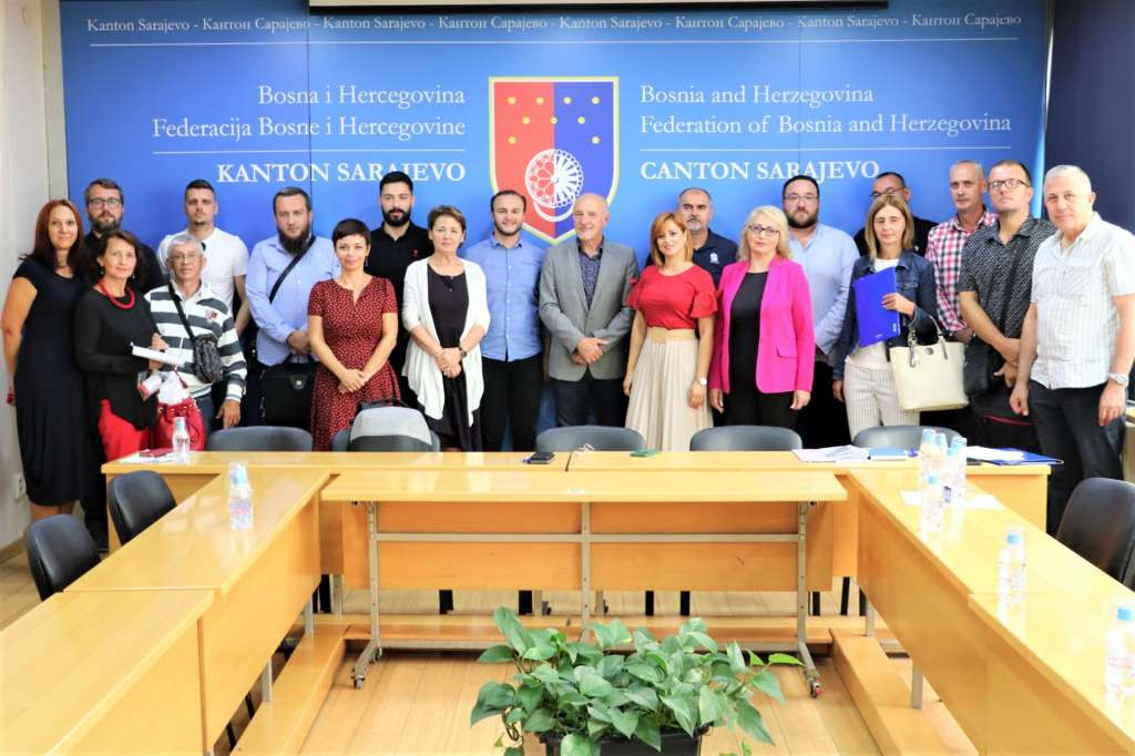 Kanton Sarajevo - Dodijeljena sredstva za 16 projekata za mlade, a otvoren i novi javni poziv