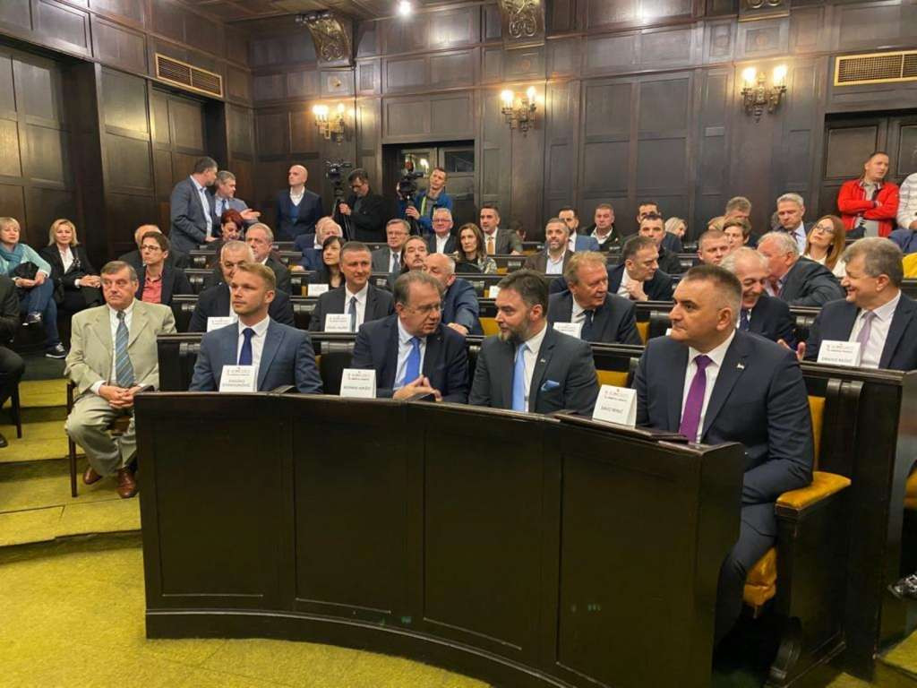 Nikšić na otvaranju prvog kongresa peradarstva BiH: Ekonomski razvoj BiH nam je jedan od prioriteta
