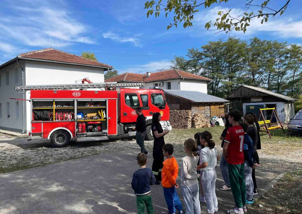 USK - Kantonalna civilna zaštita i bihaćki vatrogasci održali edukativnu vježbu