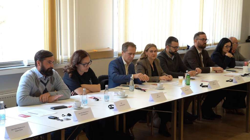 Travnik: Veleposlanici obećali podršku uvođenju dualnog sustava obrazovanja