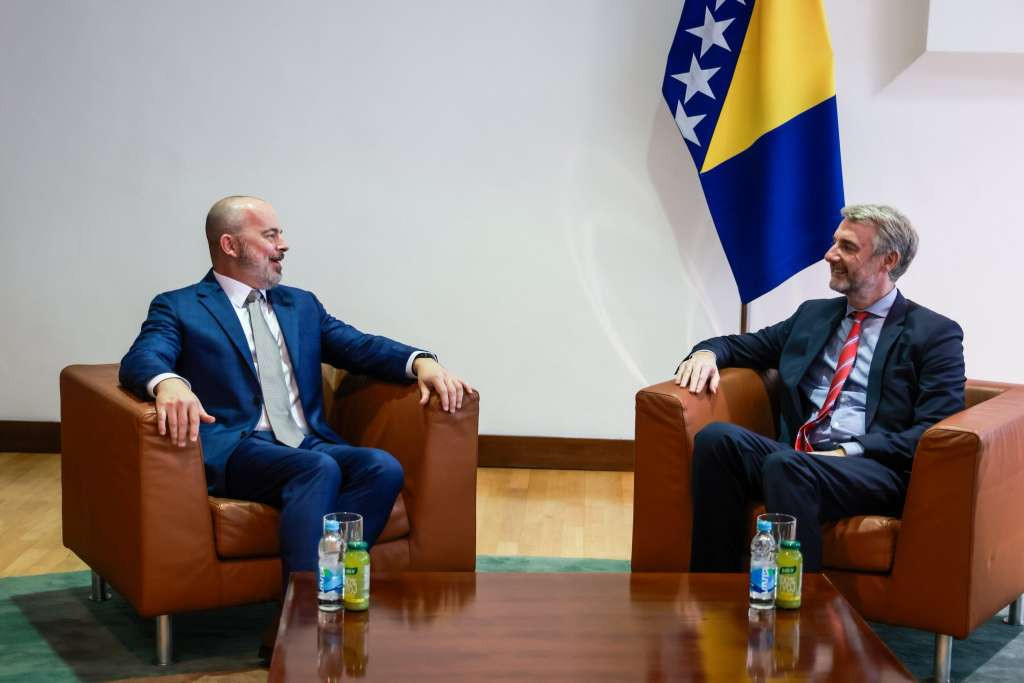 Ginkel se sastao sa Fortom