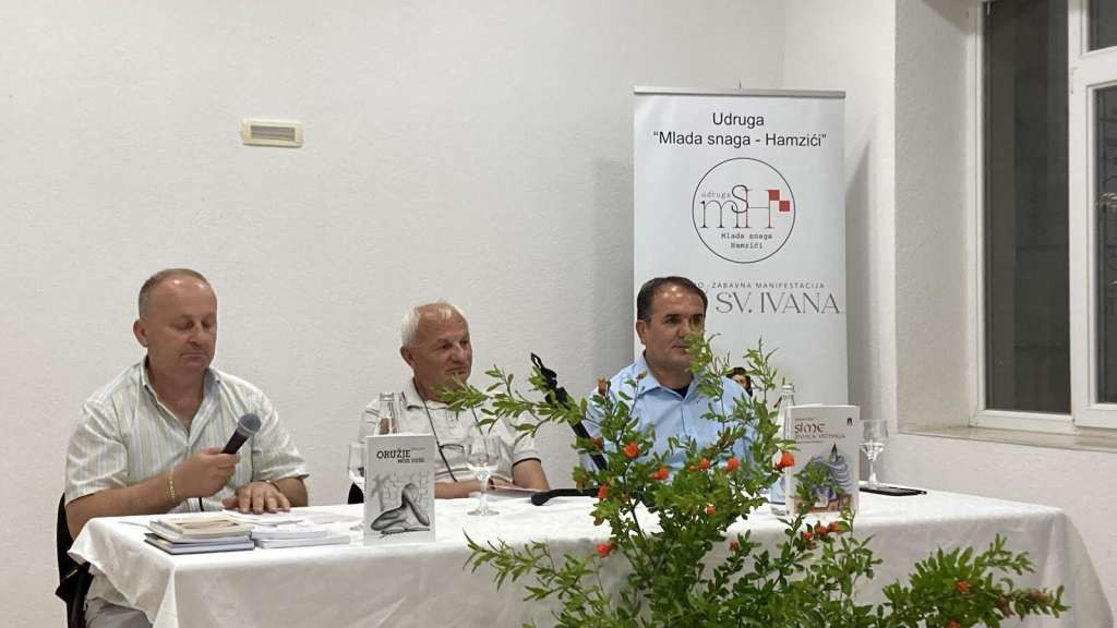 Upriličena književna večer Zdravka Nikića u Hamzićima