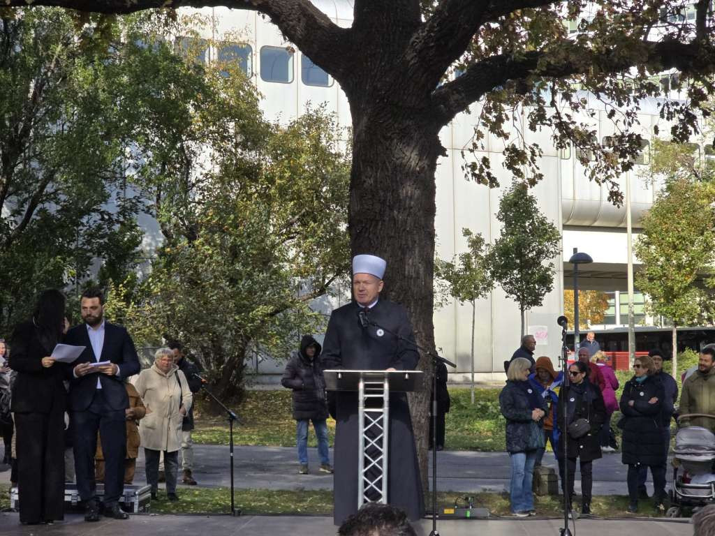Porić: Neka spomenik 'Cvijeta Srebrenice' bude simbol borbe za pravdu, mir i dostojanstvo svih ljudi