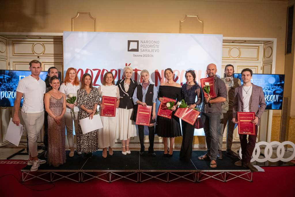 Kuća na Obali nagradila najbolja umjetnička ostvarenja i najavila narednu umjetničku sezonu