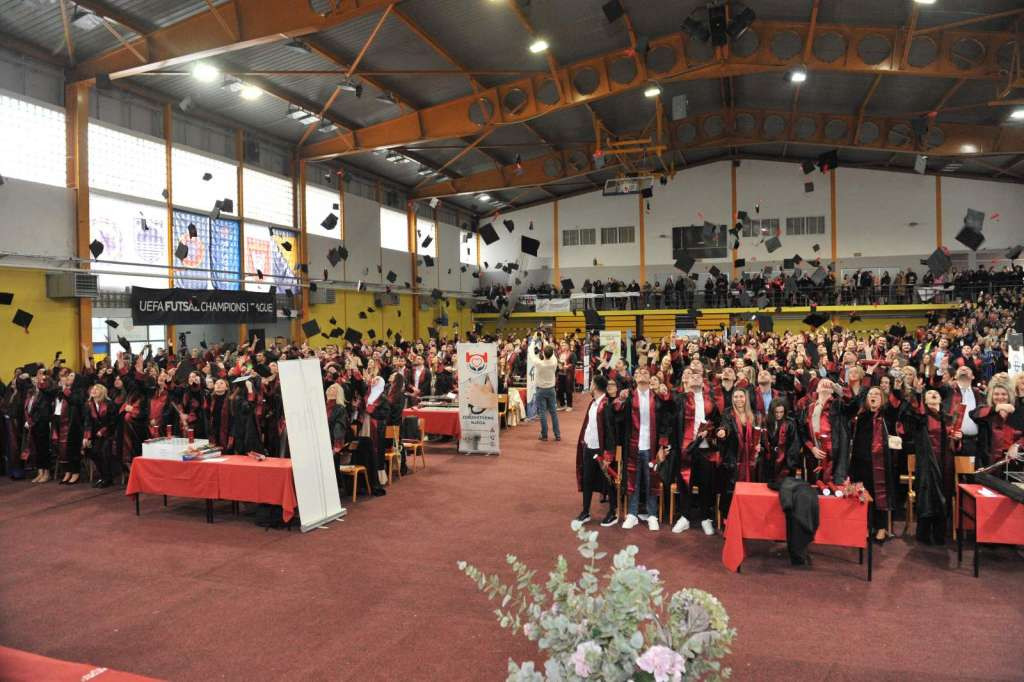 Svečano promovirano 493 diplomanta Univerziteta 'Džemal Bijedić' u Mostaru