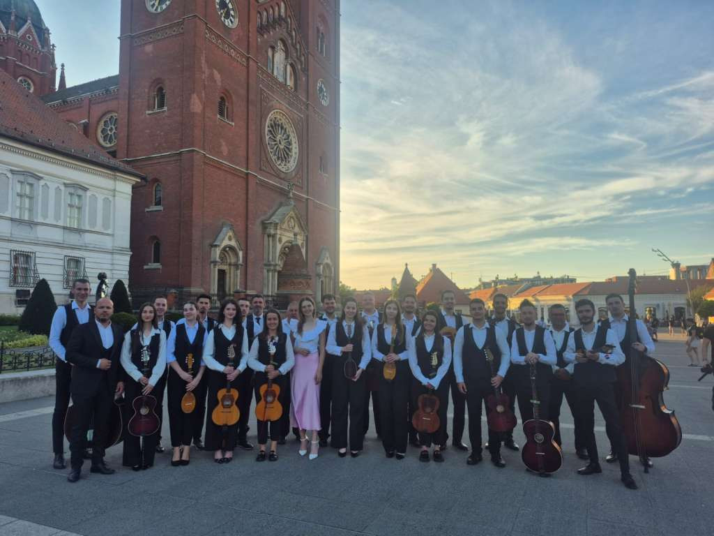 Uspješan nastup Tamburaškog orkestra Mostar na 'Đakovačkim vezovima'